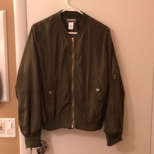 Size large olive green bomber jacket